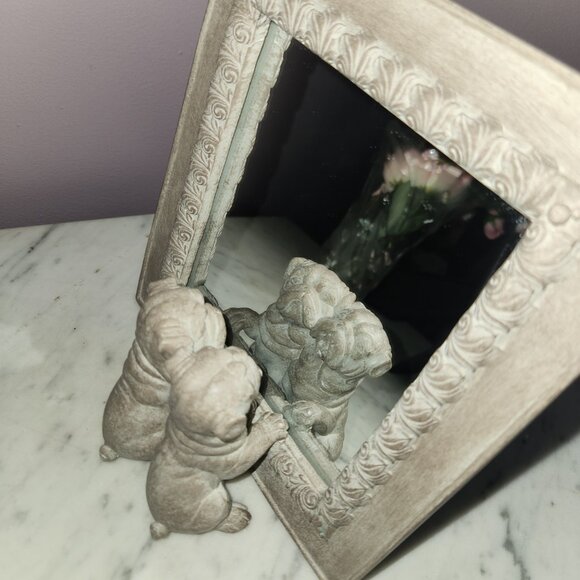 BULLDOG Tabletop Mirror – Dog Figurine Décor - Picture 2 of 3